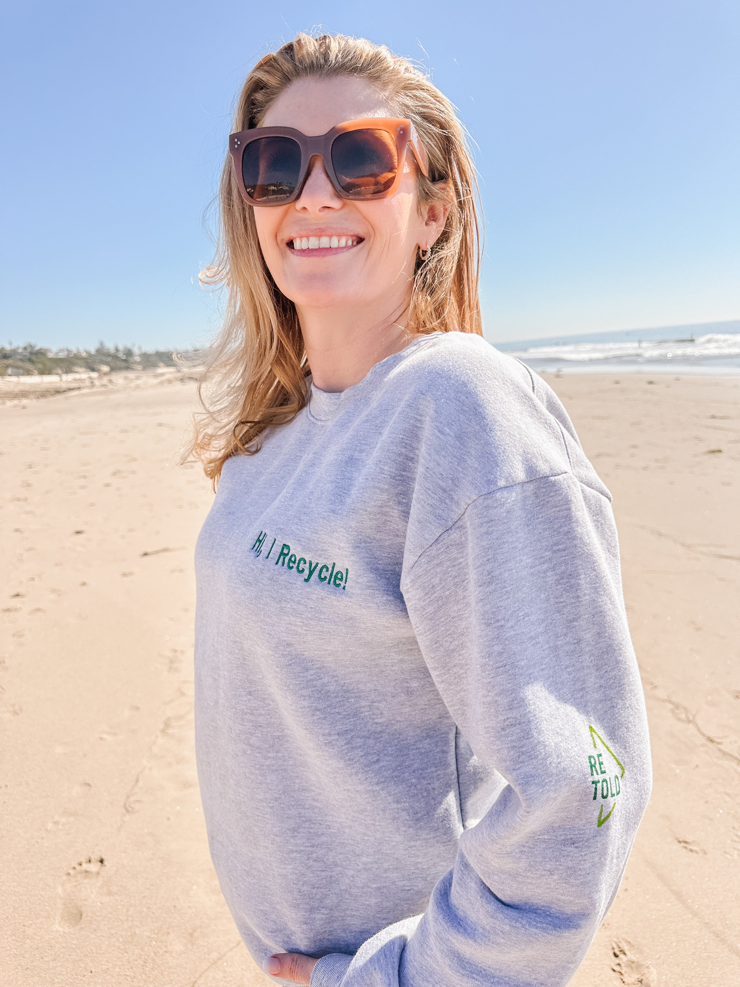 Retold "Hi, I Recycle!" Crew Neck